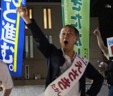 【明日、参院選投票日!⑥】最後まで行動することが結果につながる=『えさきたかし』『徳永エリ』打ち上げ集会