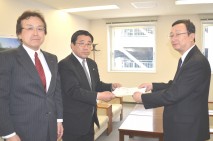 【賃金労働部】人事院「給与制度の総合的見直し」に関わり北海道・東北六県町村会協議会へ要請行動