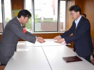 【賃金労働部】給与制度の総合的見直し・新たな人事評価制度の導入に関して北海道へ要請