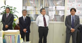 【本日の来局者】川村渡島地本委員長、川上七飯町議、村川長万部町議が来局
