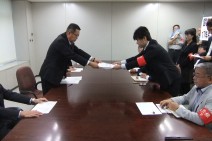 【青年部】青年層の賃金水準の改善を!=北海道人事委員会要請書行動